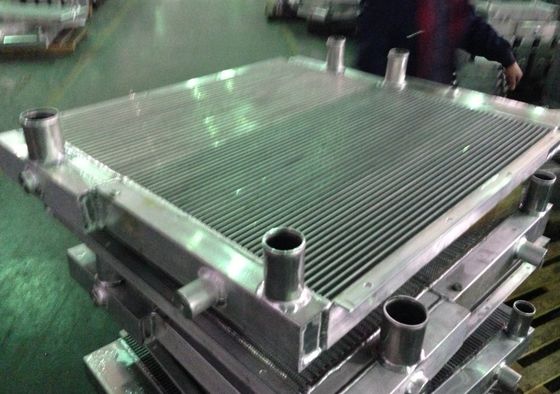 Scambiatore di calore di alluminio di Piatto-Antivari usato per il raffreddamento del motore