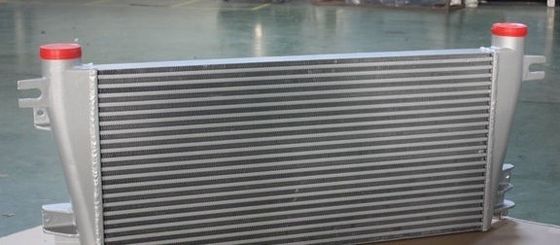 Camion pesante di alluminio del circuito idraulico del dispositivo di raffreddamento di aria dell'olio dello scambiatore di calore dell'aletta e del piatto