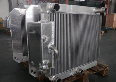Brasatura e l'argon di vuoto che saldano il singolo scambiatore di calore del compressore a vite
