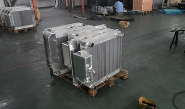 Brasatura e l'argon di vuoto che saldano il singolo scambiatore di calore del compressore a vite
