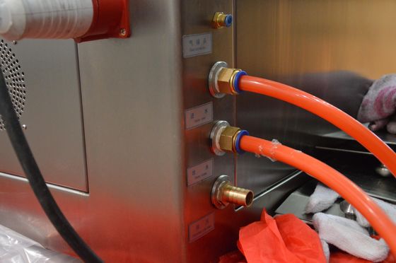 Macchina di granulazione della polvere asciutta del touch screen di Siemens prossima con il refrigeratore di acqua